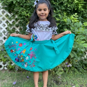 Girl’s Inspired Encanto Mexican Embroidered Dress. Floral Embroidered Dress. Kids Traditional Dress. Kids Party Dress. Encanto Dress.