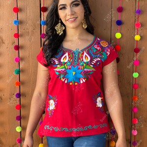 Mexican Embroidered Flower Blouse. Mexican Huipil. Frida Kahlo | Etsy