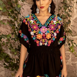 Traditional Mexican Blouse. Size S - 2X. Boho Chic. Artisanal Ethnic Top. Colorful Mexican Blouse. Floral Embroidered Blouse. Latina Style