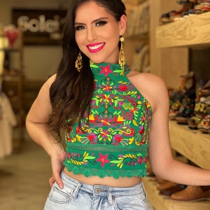 Mexican Embroidered Halter Crop Top. Mexican Embroidered Floral Top. Halter Top. Mexican Crop Top. Mexican Artisanal Blouse. Ethnic Style. Verde