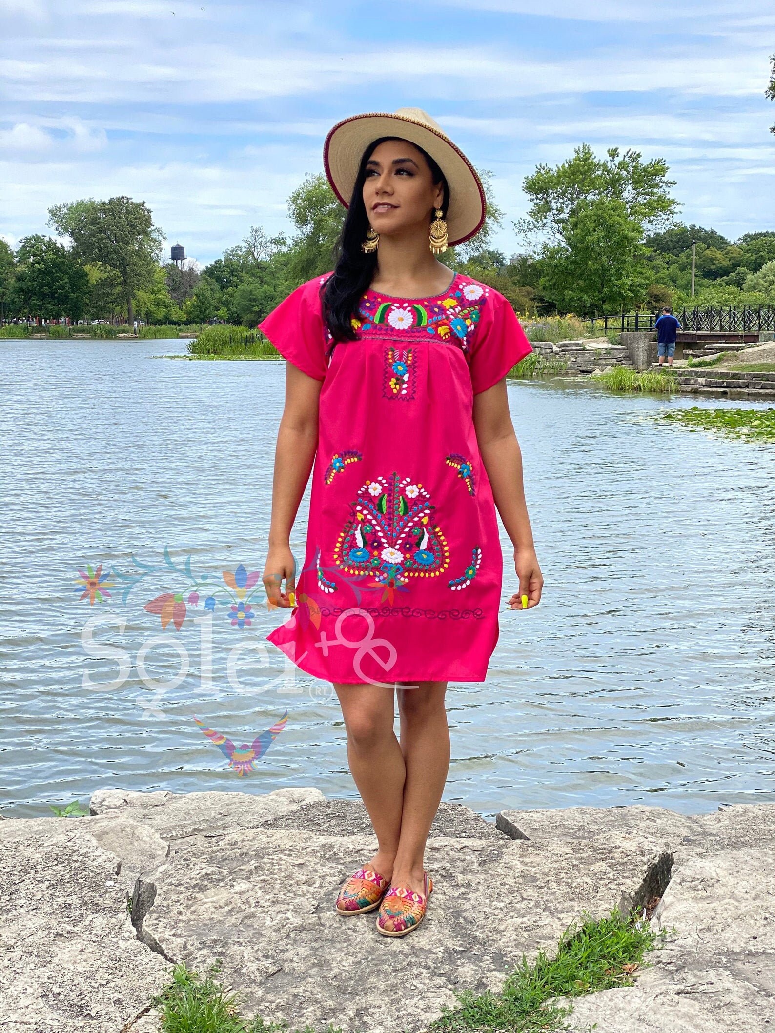 Mommy and Me Mexican Artisanal Dress. Floral Embroidered Mommy and Me Mexican Artisanal Dress. Floral Embroidered