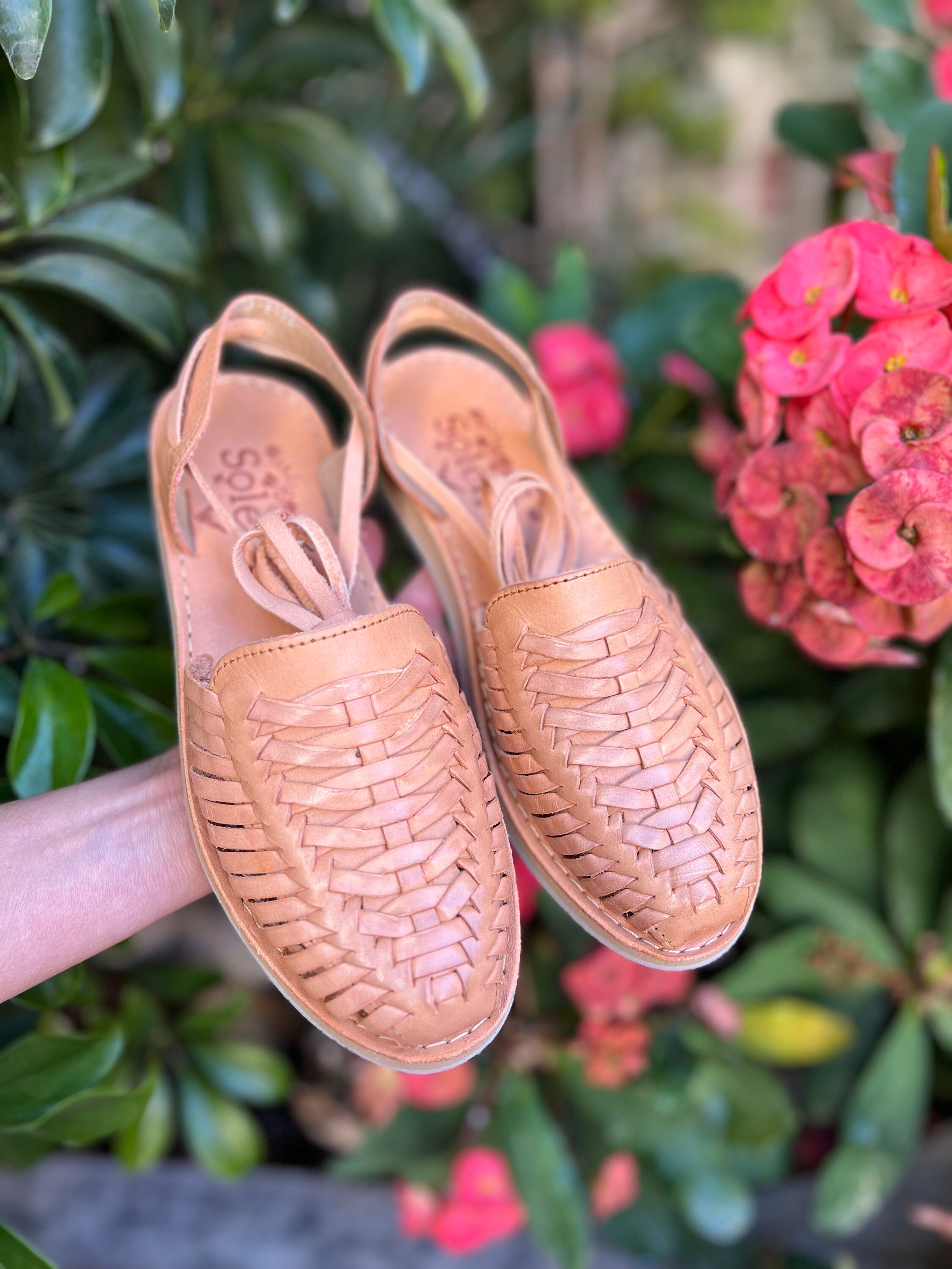 Elysia huarache best sale sandals