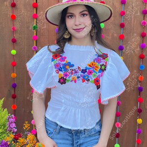 Floral Flounce Sleeve Top. Mexican Hand Embroidered Floral - Etsy