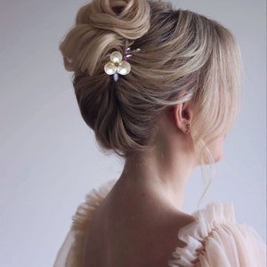 Purple hair comb Pearl hair comb Amethyst jewelry Purple hair piece Amethyst hair comb Amethyst hair pin Purple hair pin Bridal hair piece