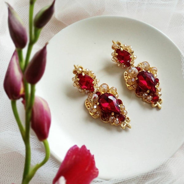 Bridal earrings red and gold/Wedding earrings dark red/Christmas earrings/Bridal Jewelry red/Prom earrings red gold/Crystal red Earrings