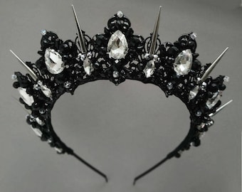 Black Crystal Gothic Bridal Crown | Halo Tiara Headpiece - Etsy display picture 3