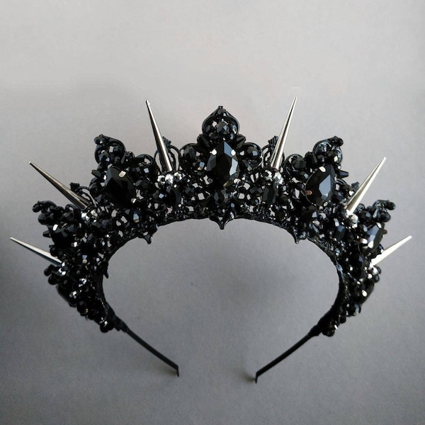 Black crown ANY COLOR RHINESTONES Gothic crown Spike crown Black tiara with metal spikes Black halo crown Black wedding crown