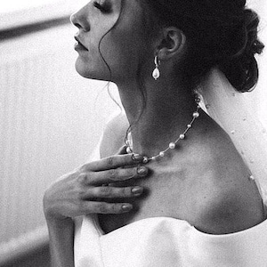 Pearl necklace Simple bridal necklace Bridal jewelry set Pearl choker Necklace for bride Bridal necklace set 15 inch pearl choker
