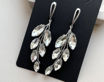 Crystal bridal drop earrings | Minimalist Wedding Jewelry