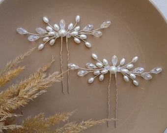 Classic pearl hair pin Bridal hair pin Pearl hair pin Hair piece for bride Bridal head pieces Wedding hair pin Bridal hair pieces