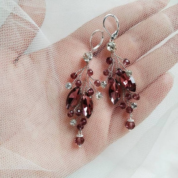 Burgundy earrings Red crystal earrings Maroon earrings Dark red earrings Bridesmaid earrings Bridal earrings Glass earrings Ruby earrings