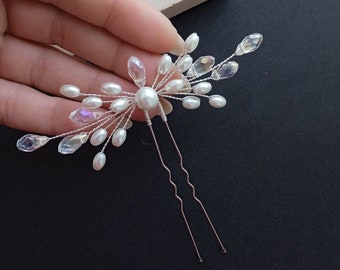 Classic pearl hair pin Bridal hair pin Pearl hair pin Hair piece for bride Bridal head pieces Wedding hair pin Bridal hair pieces