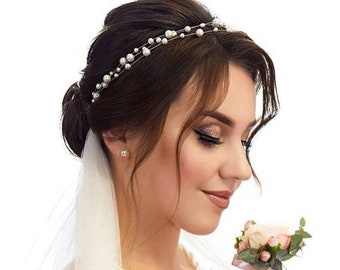 Minimalist pearl bridal headband | Wedding hair accessory for brides