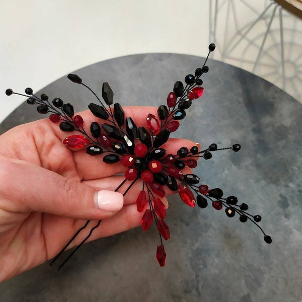 Black and red hair pin Crystal hair pins Bridal hair pins Black head piece Gothic wedding Hair pins for women Black hair comb Red hair comb