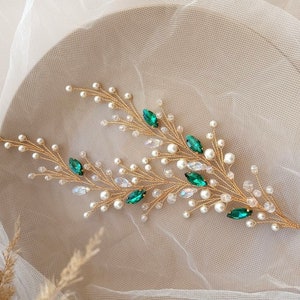 Green hair vine Emerald hair vine Emerald hair accessories Emerald tiara Emerald hair piece gold Emerald headpiece Emerald headband