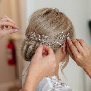 Bridal hair vine Wedding hair pieces Simple hair vine Crystal hair vine long Wedding hair pieces Crystal headpiece Bridal hair pieces