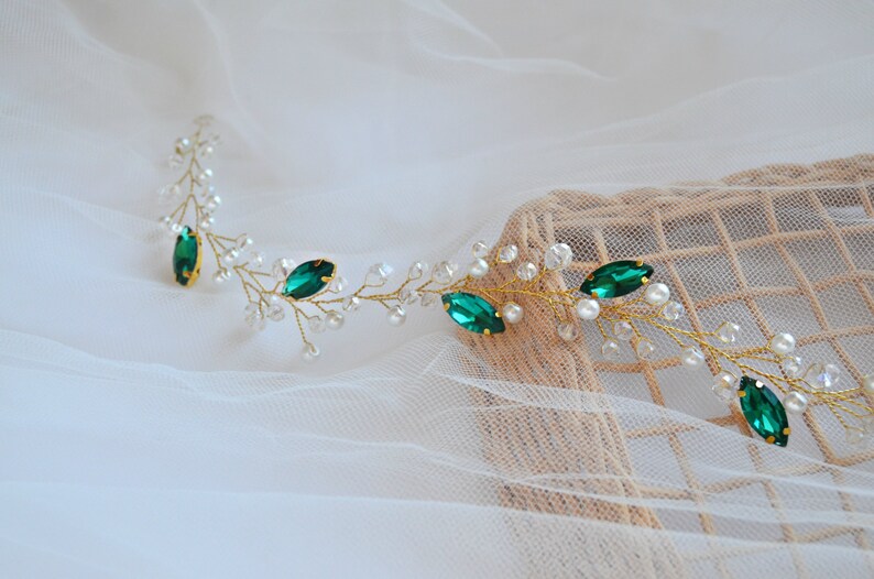 green and gold hair accessories