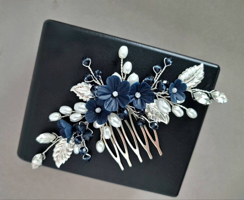 Navy blue jewelry set Navy blue hair comb Navy jewelry set Navy blue earrings Blue hair combs Navy blue hair comb Something blue bride image 7