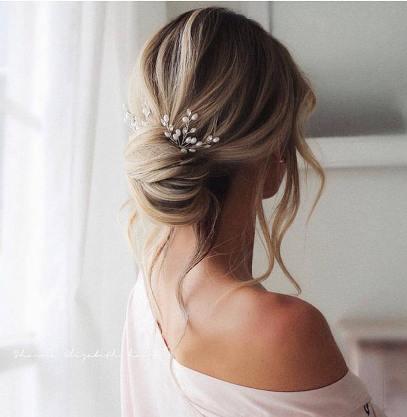 Elegant pearl hair pins Bridal hair pins Pearl hair pin set Hair piece for bride Bridal head pieces Wedding hair pins Peach Fuzz image 1