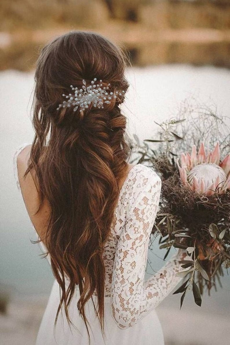 Peigne mariée perles nacrées et cristal classique