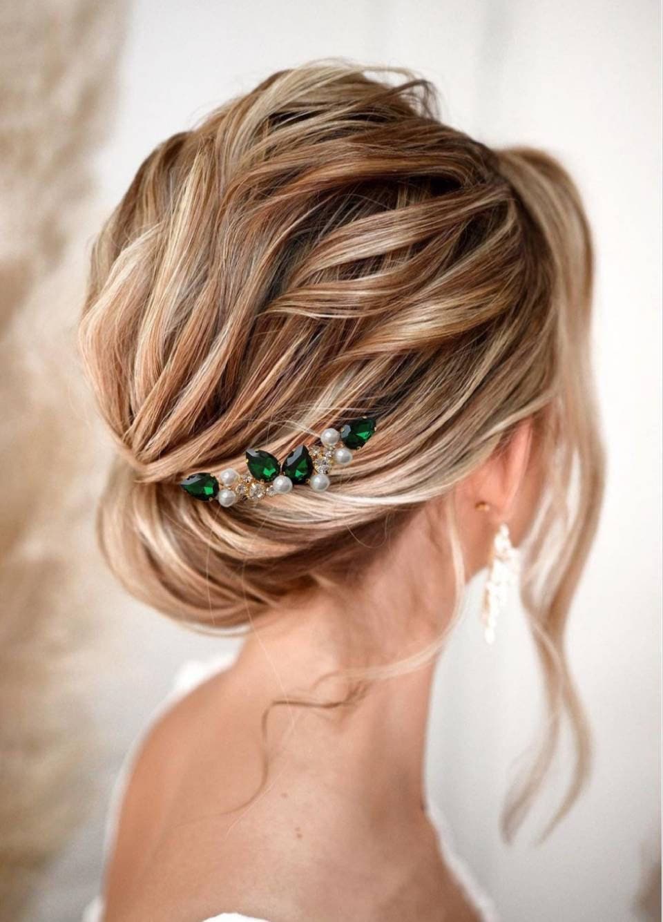 Pettine per capelli verde smeraldo con perla Pezzo di capelli smeraldo Gioielli di smeraldo Pettine per capelli verde Forcina per capelli da damigella d'onore Copricapo di smeraldo Pettine per capelli da sposa
