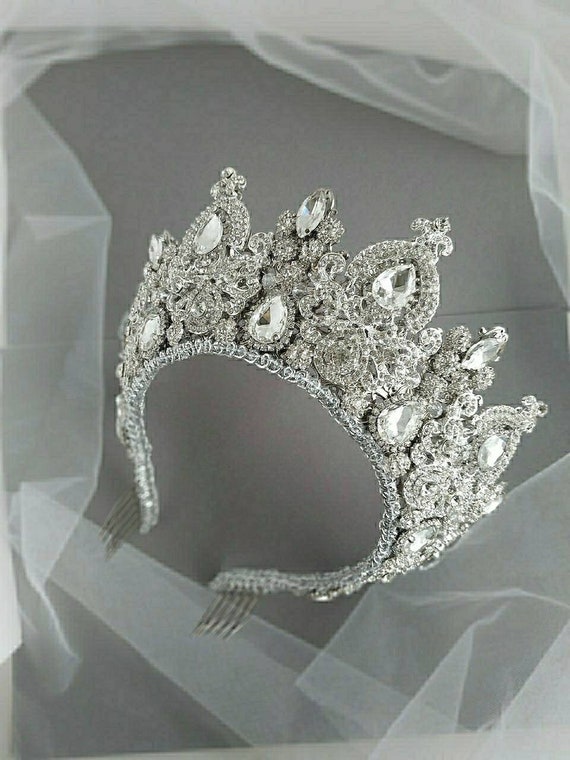 41 STYLES ROSE Gold Crystal Queen Princess Tiara Crown Wedding Adult £10.19 - UK 41 STYLES ROSE Gold Crystal Queen Princess Tiara Crown Wedding Adult £10.19 - UK