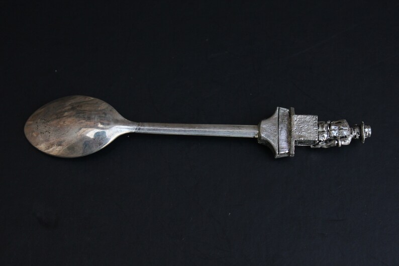 Vintage Australian Souvenir Spoon Paddy Hannan Kalgoorlie Gold Mine in Western Australia