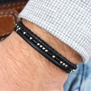 Pulseira personalizada com código Morse para homens, pulseira de couro personalizada, presente de aniversário para ele, punho de couro com mensagem secreta, presente de dia dos namorados