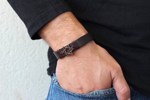 Amazon.com: Star of David Bracelet for Men - Jewish Star Jewelry - Judaica  Bracelet - Wrapping Mens bracelet -Magen David - Jewish Bracelet - Jewish  Jewelry Gift : Handmade Products
