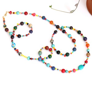 Bunte Perlen Lange Edelstein Halskette, Regenbogen Perlen Halbedelstein Halskette, Hippie Halskette, Mehrfarbige Natursteine Bild 5
