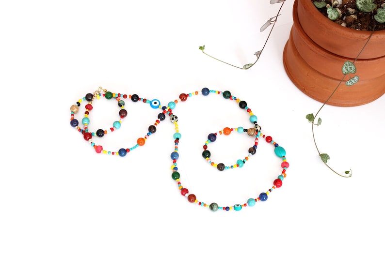 Bunte Perlen Lange Edelstein Halskette, Regenbogen Perlen Halbedelstein Halskette, Hippie Halskette, Mehrfarbige Natursteine Bild 3