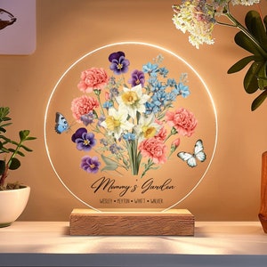Personalized Grandma&#39;s Garden Night Light, Mom&#39;s Garden Night Light, Mother&#39;s Day Gift for Grandma, Gifts for Mom, Family Birth Flower Gift