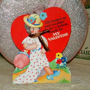 Vintage 1940&#39;s Valentine&#39;s Day Card-All Dressed Up & No Place To Go-Gal Faux Stole-Unused
