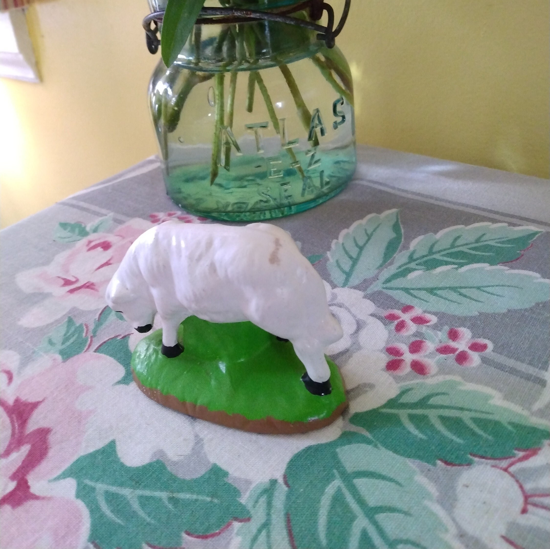 Vintage Chalkware Nativity Grazing Sheep Nativity Animal Etsy