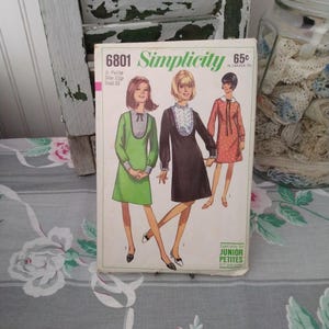 1966 Simplicity Pattern 6801 Junior Petites' One Piece Dress Size 11jp Cut & Complete