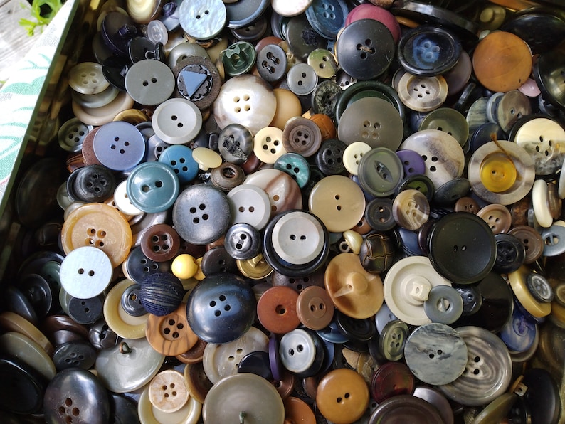 Vintage Buttons: Autumn Dark Colors, Mixed Craft Supplies (1/2 Cup) - Etsy