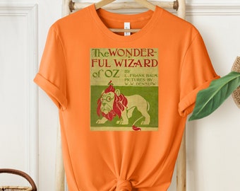 Vintage Wizard of Oz T-Shirt: Retro Book Cover Art