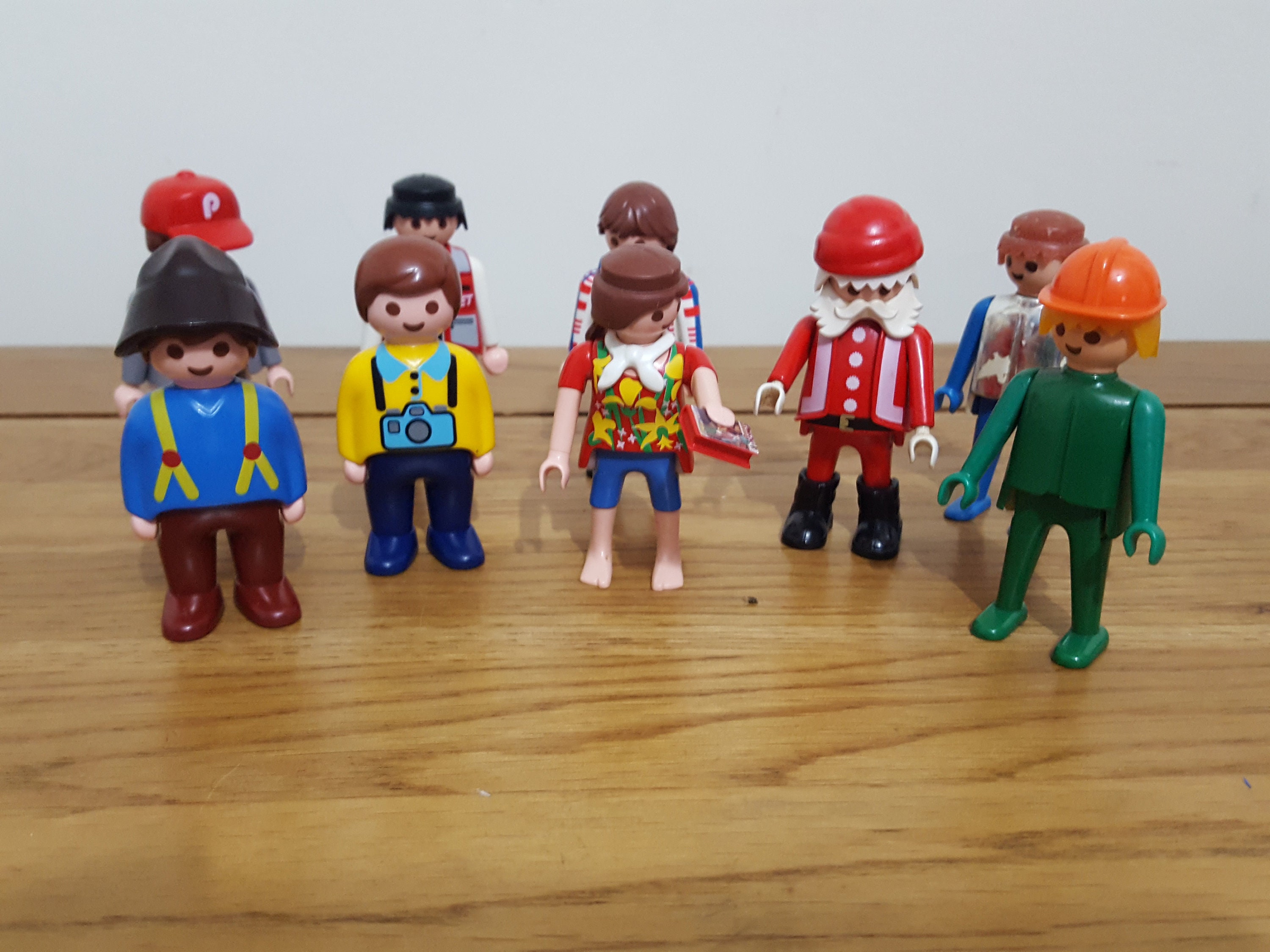 Uniendo Puntos - Checa nuestra colección de llaveros de Playmobil