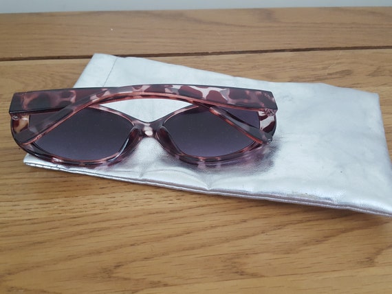 Gafas de sol modernas sale