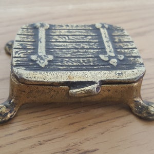 Antique Brass Snuff Box, pocket snuff box, tobacco pot, ground tobacco, collectable snuff box