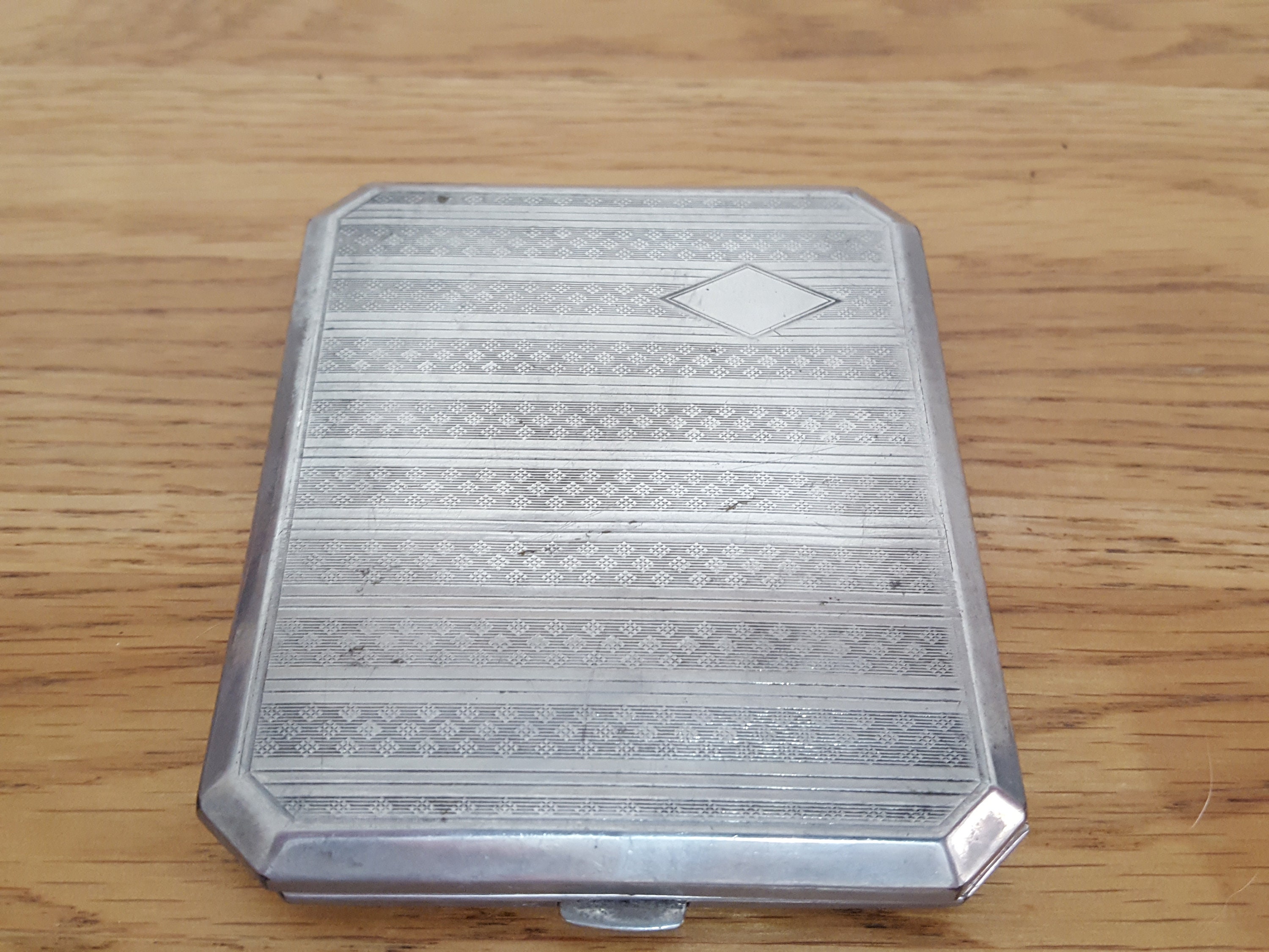 Vintage Cigarette Case, smokers case, cigarette holder