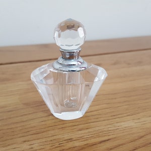 Vintage Glass Perfume Bottle, Collectable empty bottle, Glass Bottle with Stopper, cut crystal perfume bottle