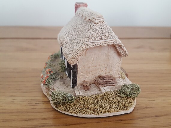 Vintage Lilliput Lane Miniature House, Riverview, 1987, Figurine