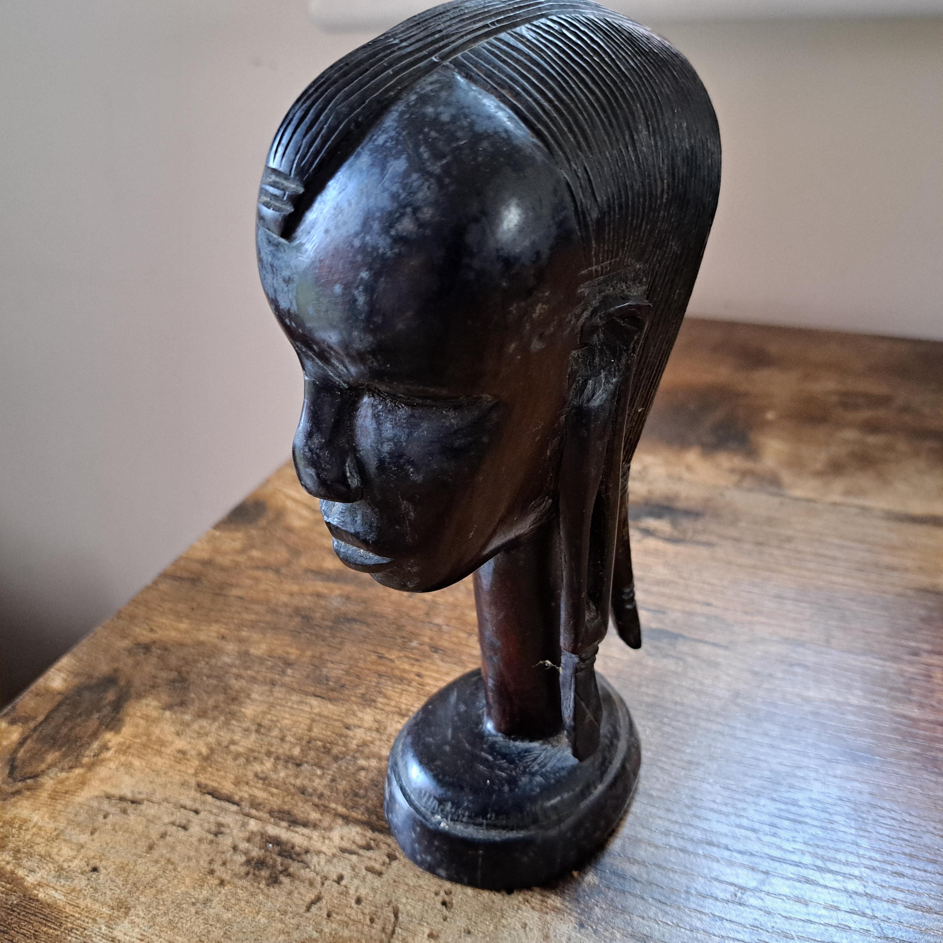 Vintage African wood carved bust, Figurine, ornament