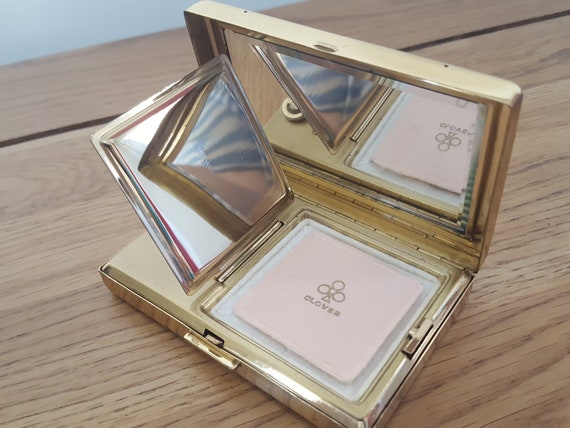 Vintage Clover Powder Compact, Musical Compact, V… - image 3