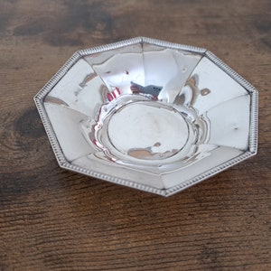 Antique hallmarked Birmingham solid silver octagonal dish, dated 1928, Pearce & sons, Silver Bowl
