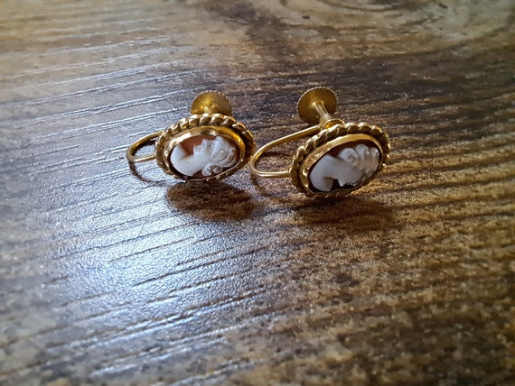 Vintage Pair of 9ct Gold Screw Back Cameo Earrings Gold Etsy