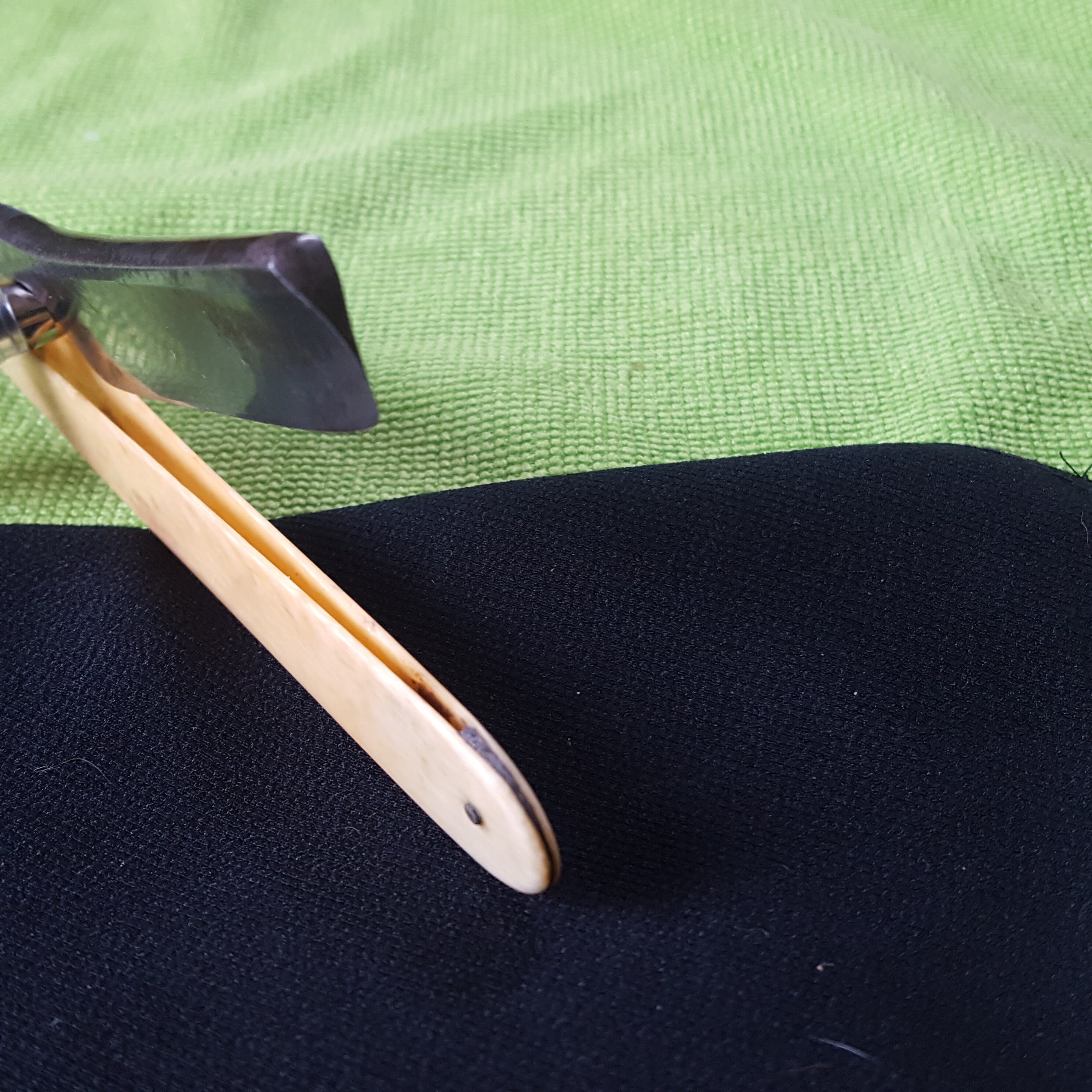 Vintage Ator Straight Razor: Friedrich Ern & Co, Solingen Bone Scales ...