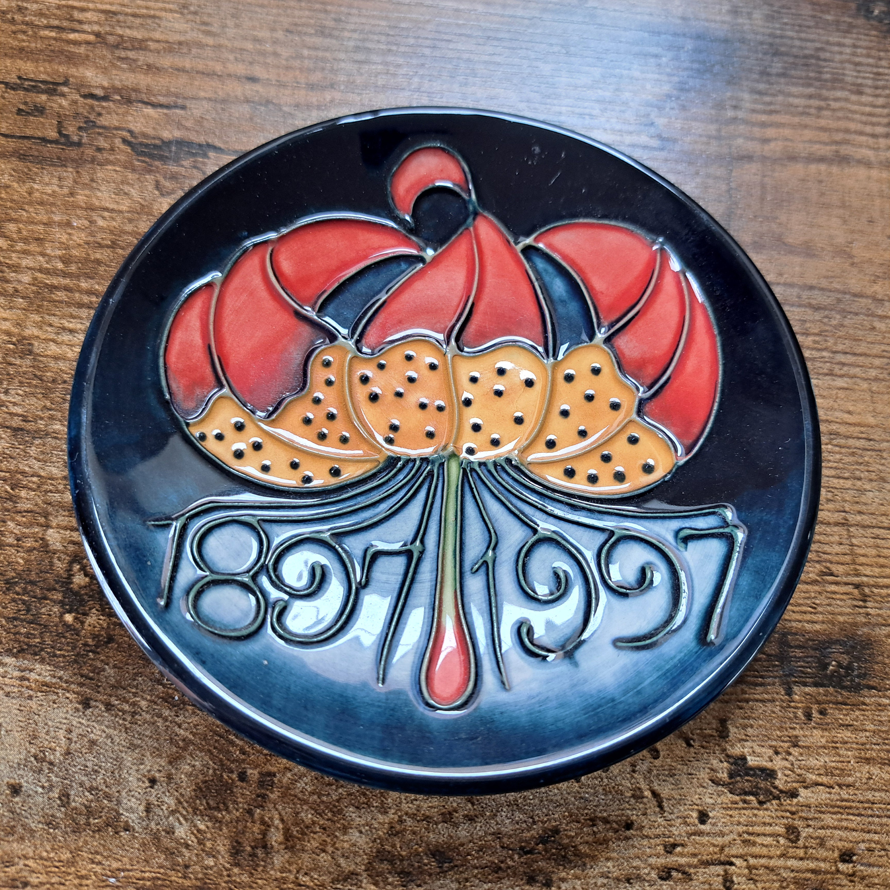 Moorcroft pottery - Etsy 日本