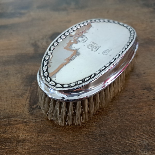 Large Gentleman's Sterling Silver Backed Hair Brush, Boots Pure Drug Company, Birmingham 1916, Art Nouveau Brush